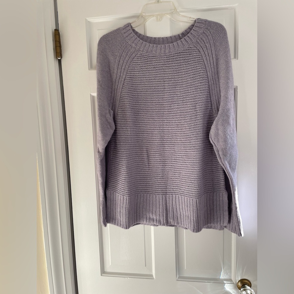 Sonoma Lavender Women's Cables Knit Sweater. EUC. Size M.